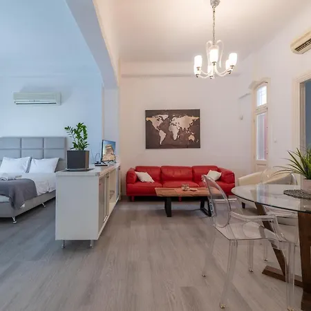 Apartment Apollonas Luxurious