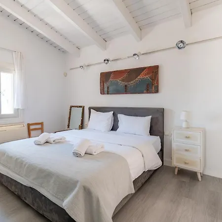Apollonas Luxurious Athens